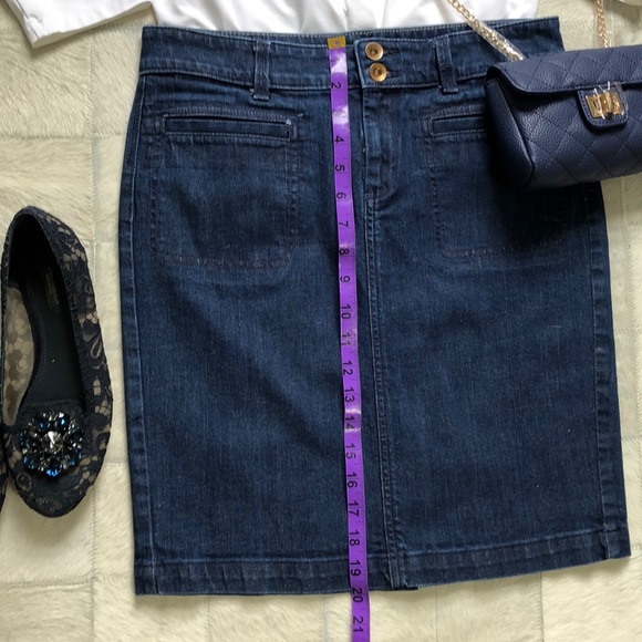 Banana Republic jeans skirt - Picture 5 of 11